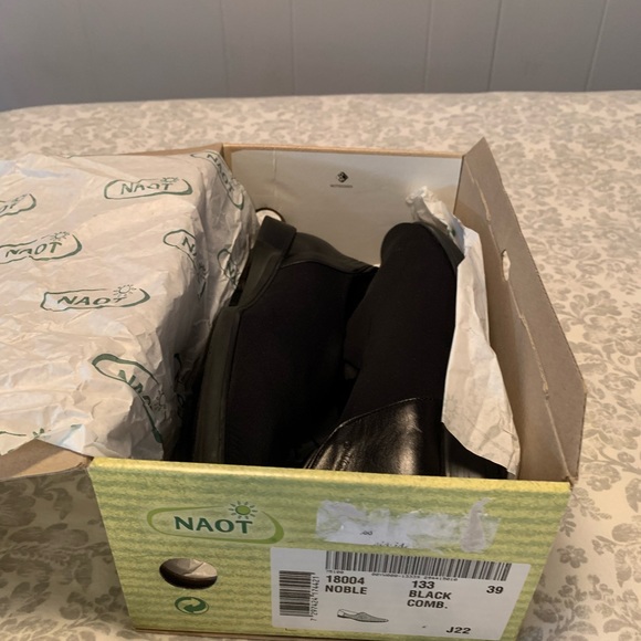 NAOT black combo shoes - Picture 4 of 4